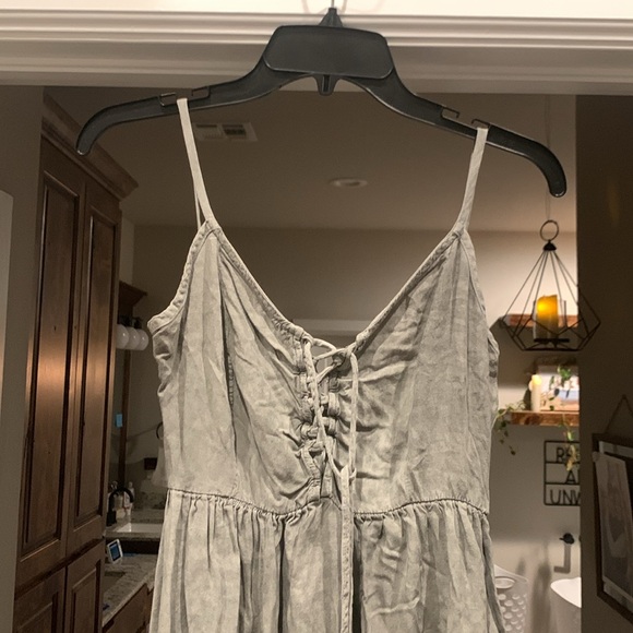 Army Green Flowy Dress - Picture 2 of 3